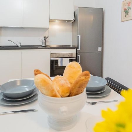 Da Pia In Historycal Como City Centre By Rent All Como Ngoại thất bức ảnh